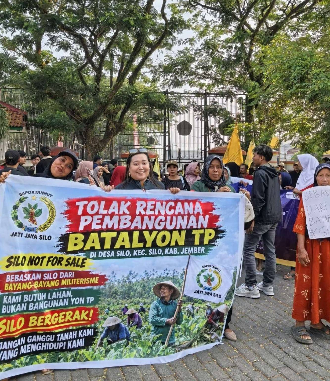 Kepada Ibu-Ibu Silo yang Berani Melawan, Kami Bersamamu